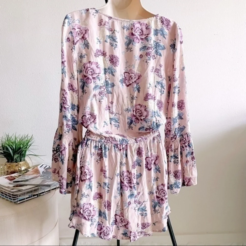 American Eagle Outfitter Floral Romper - Picture 6 of 7